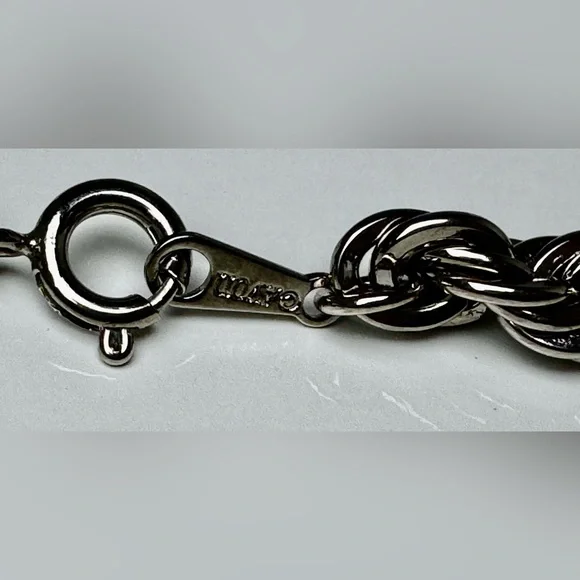 Vintage Avon Silver-tone Twisted Rope Chain Necklace, 23” Signed #1511 - Picture 6 of 9